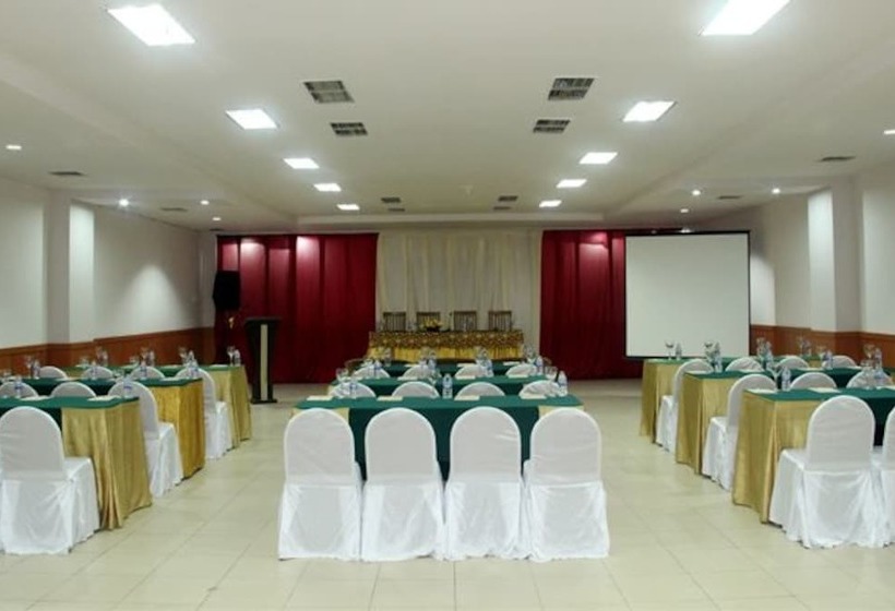 Ceria Hotel By Tritama Hospitality