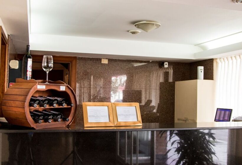 בית מלון כפרי El Prado