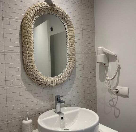 ホテル Hostal El Caprichito Marbella