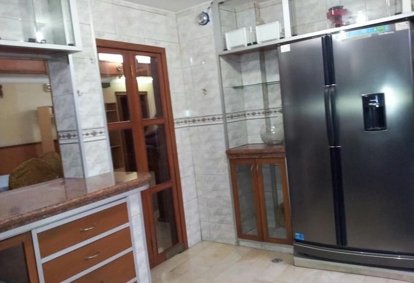 فندق Livingston Inn