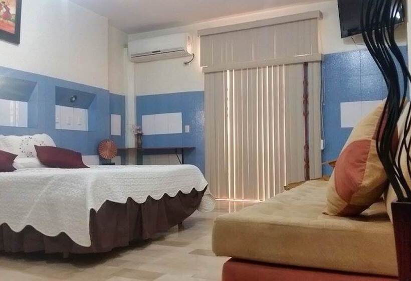 فندق Livingston Inn