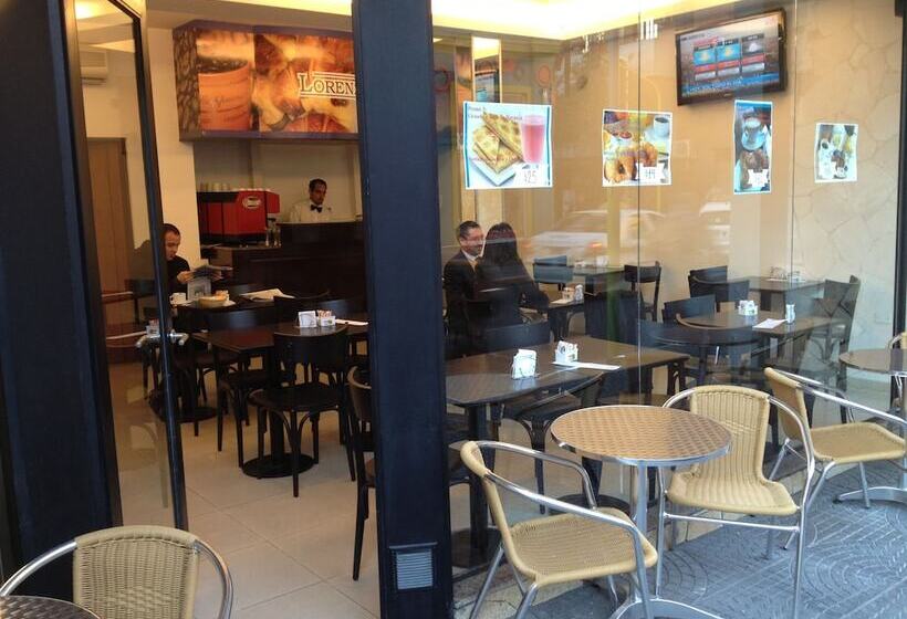 Hotel Lorenzo Suites