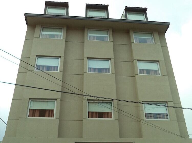 هتل Mil810 Ushuaia