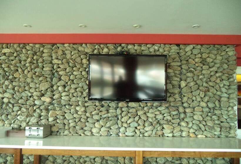 هتل Mil810 Ushuaia