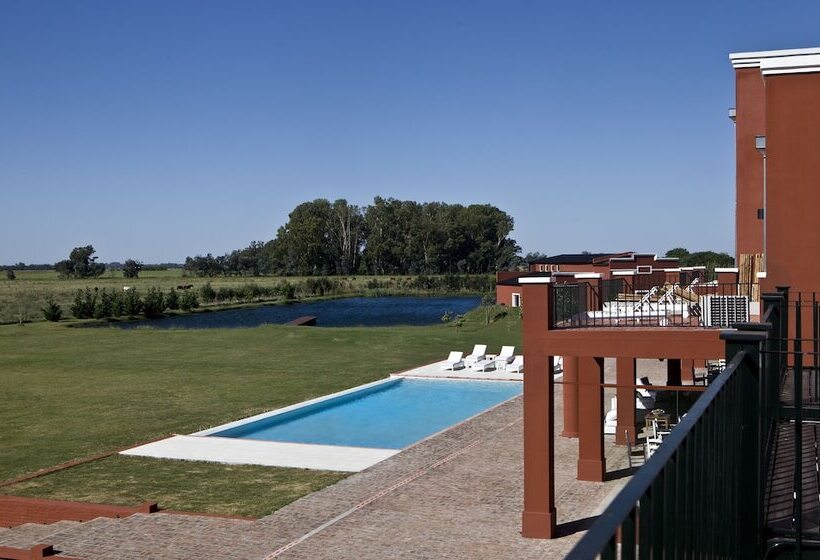 Pampas De Areco Resort De Campo & Spa
