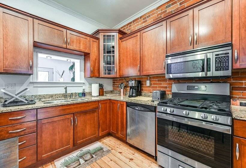 Bright Harrisburg Retreat ~ 14 Mi To Hersheypark!