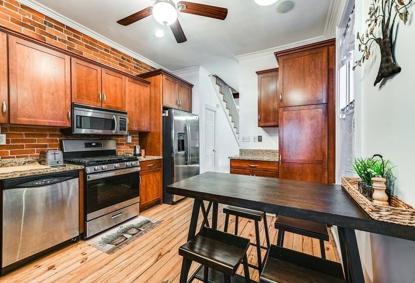 Bright Harrisburg Retreat ~ 14 Mi To Hersheypark!