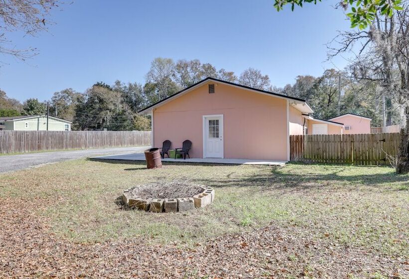 Cozy Jacksonville Home ~ 12 Mi To Downtown!
