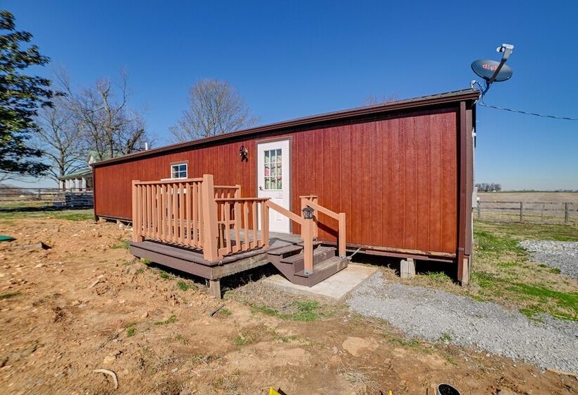 Peaceful Kentucky Countryside Cabin W/ Porch