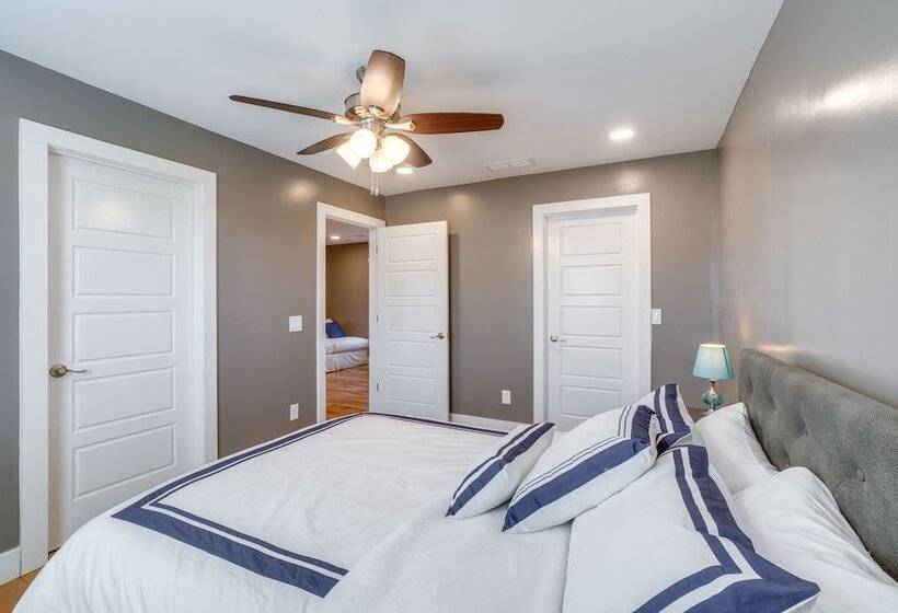 New Albany Home W/ Smart Tvs Near Ohio River!