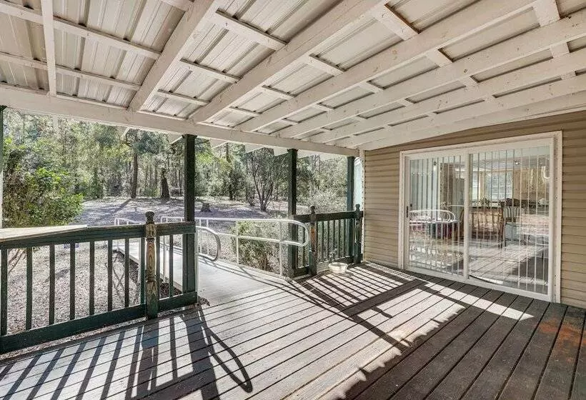 Peaceful Mcalpin Home On 5 Acres W/ Private Deck!