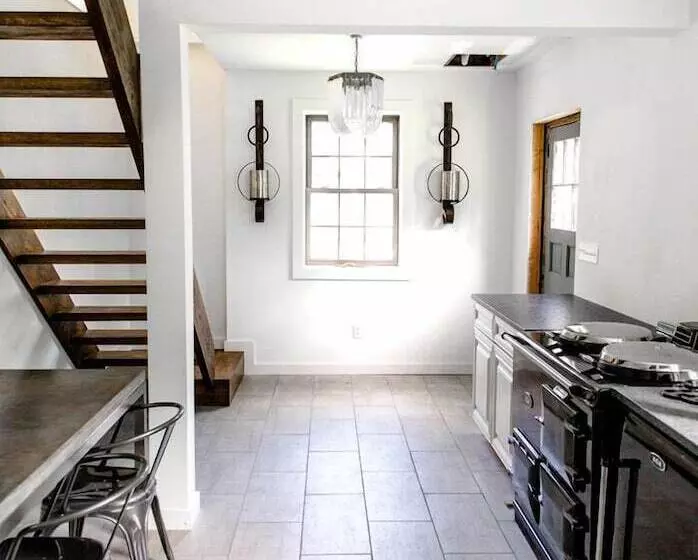 ペンション Carriage House 6098