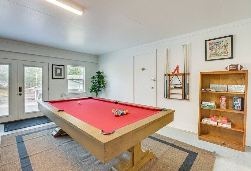 Stylish Home W/ Pool, 5 Mi To Bryant Denny Stadium