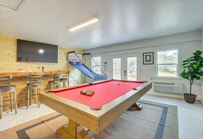 Stylish Home W/ Pool, 5 Mi To Bryant Denny Stadium