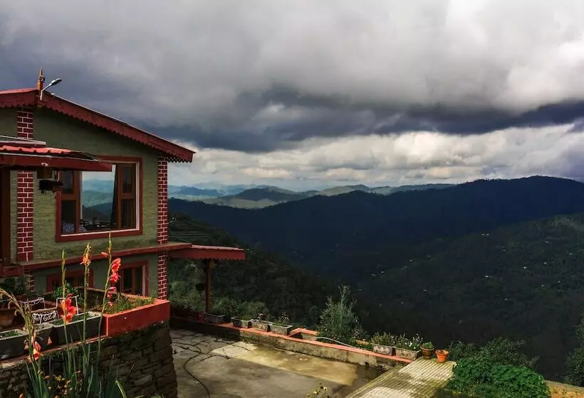 Retkeilymaja Panchachuli House