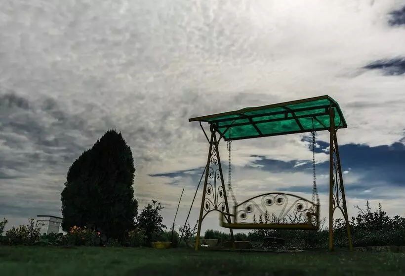 Retkeilymaja Panchachuli House