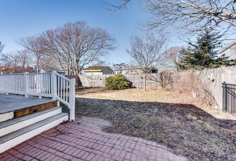 Beautiful Wells Cottage: Steps To Moody Beach!