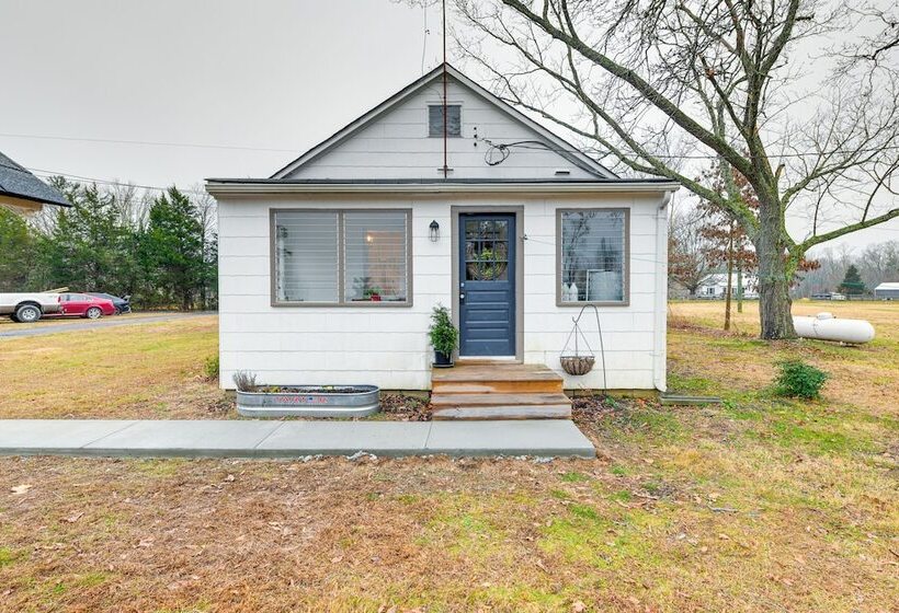 Charming Virginia Retreat W/ Covered Porch & Yard!