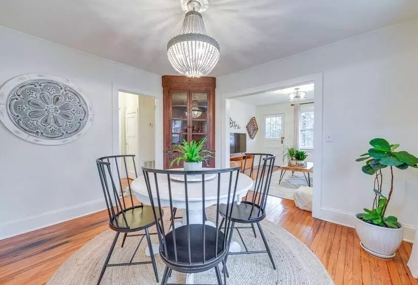 Charming Virginia Retreat W/ Covered Porch & Yard!