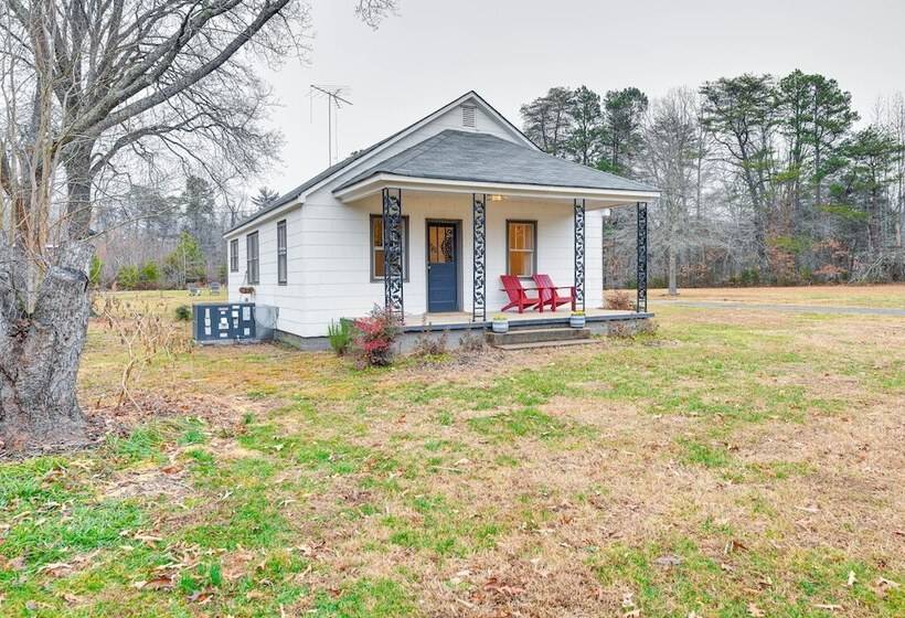 Charming Virginia Retreat W/ Covered Porch & Yard!