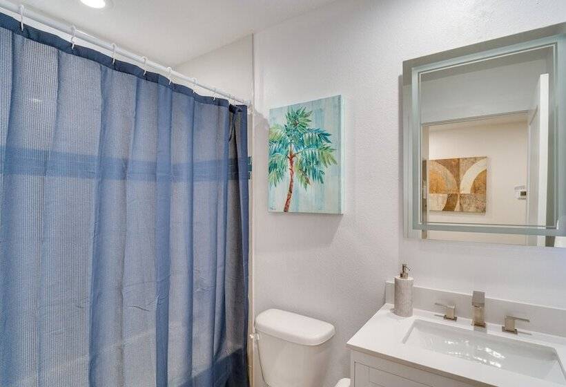 Daytona Beach Vacation Home ~ 4 Mi To Main St Pier