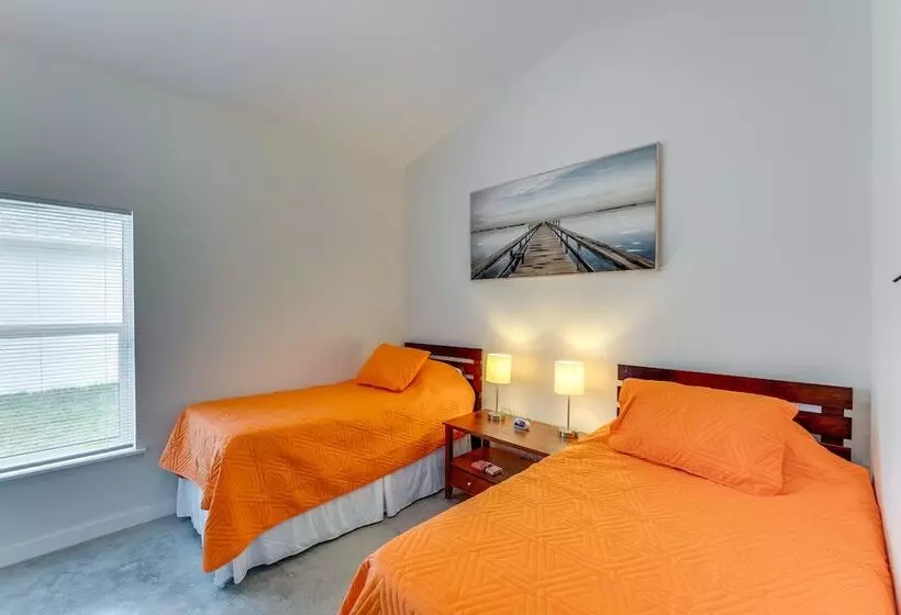 Daytona Beach Vacation Home ~ 4 Mi To Main St Pier