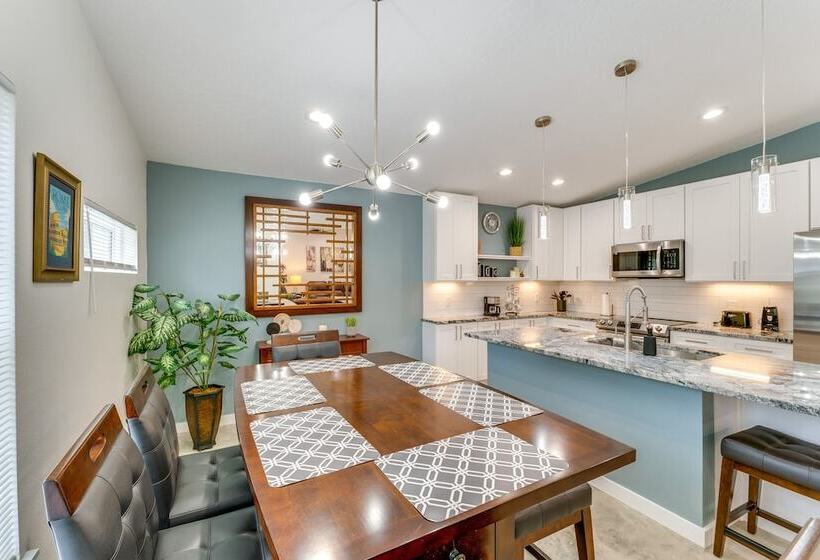 Daytona Beach Vacation Home ~ 4 Mi To Main St Pier