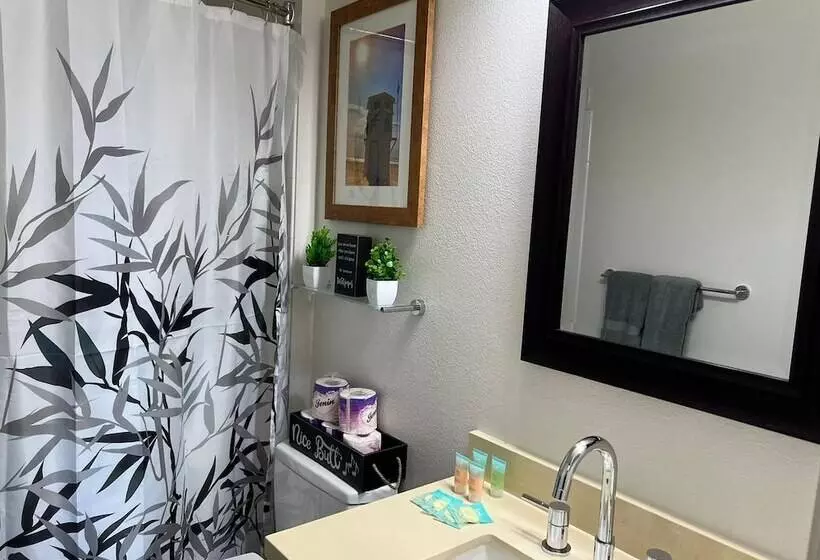 Stayspro   Glamorous Beverlywood Residence