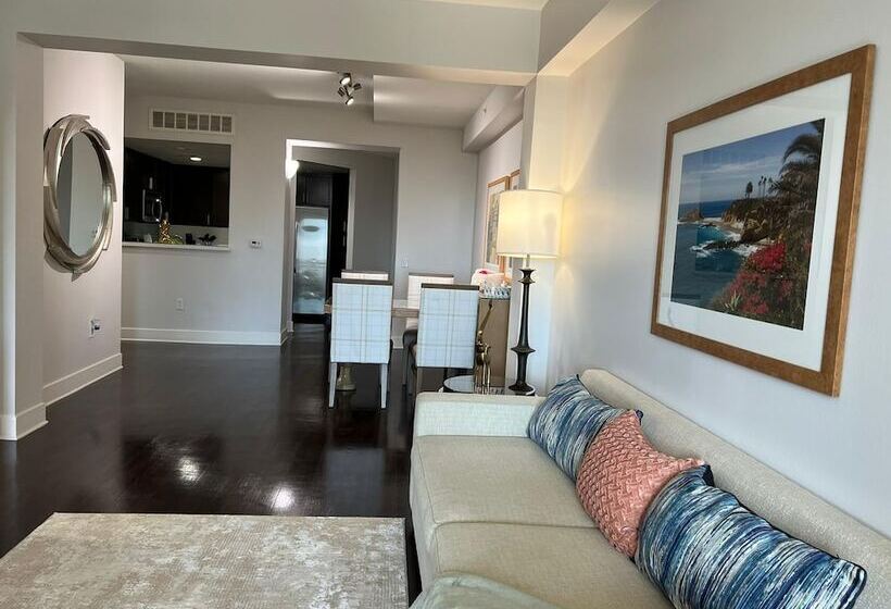 Stayspro Glamorous Beverlywood Residence