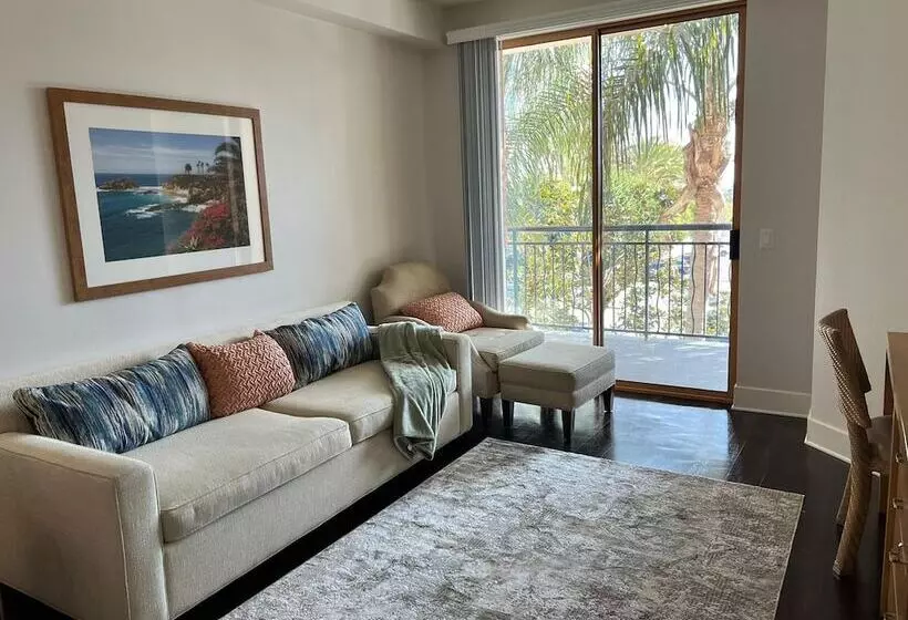 Stayspro   Glamorous Beverlywood Residence