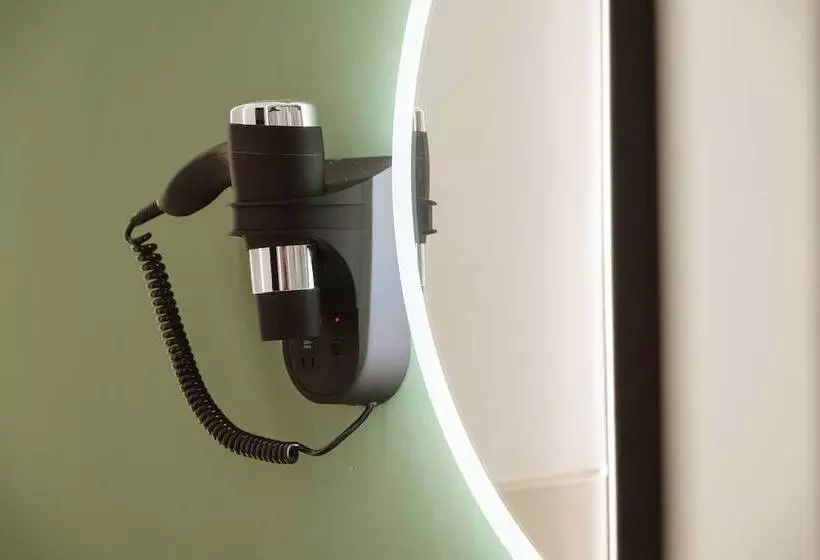 Hotelli Albergo Diffuso Dimora Rossi Charme B&b