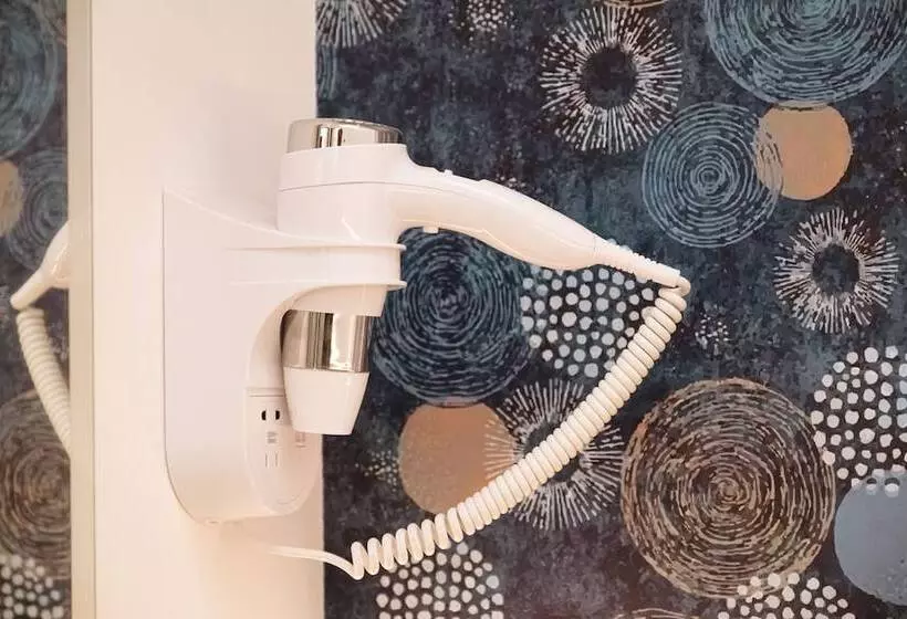 Hotelli Albergo Diffuso Dimora Rossi Charme B&b