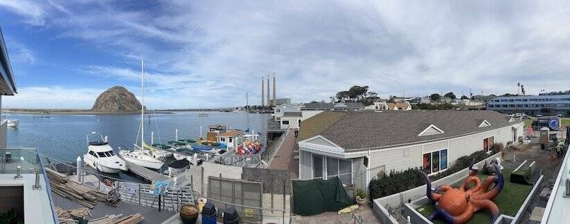 호텔 Harborwalk Inn