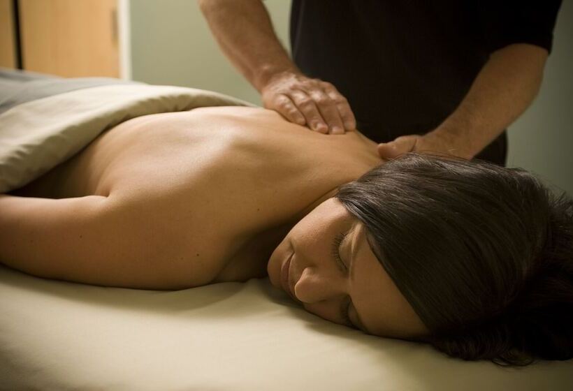 هتل The Inn At The Washington Athletic Club