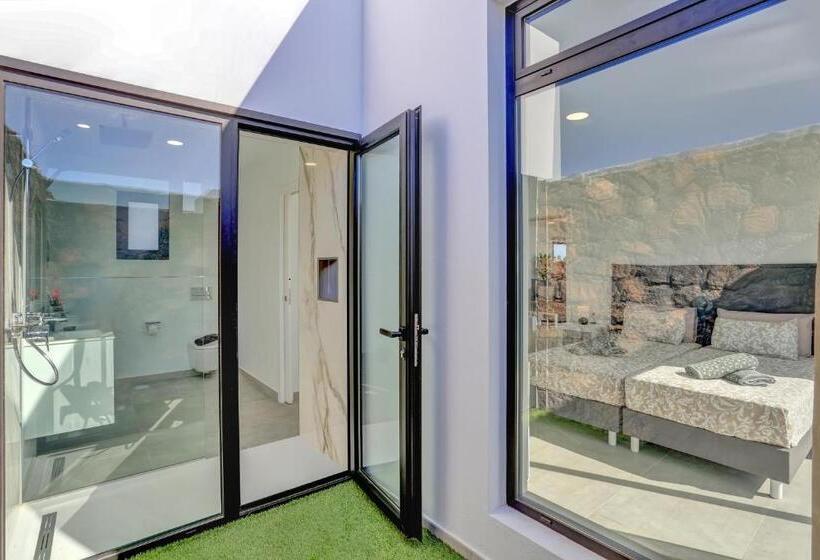 هتل Isla Favorita Resort