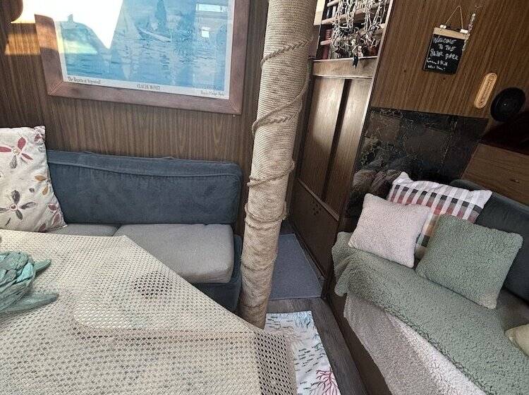 酒店 The Sailor Park