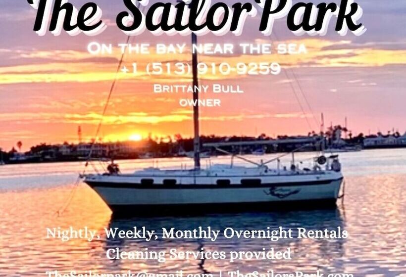 酒店 The Sailor Park