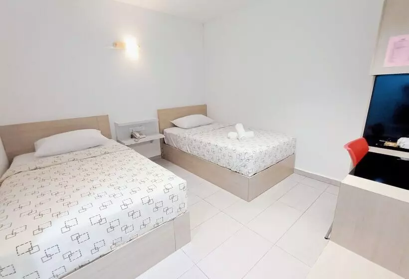 Kozi Hotel Danga Bay