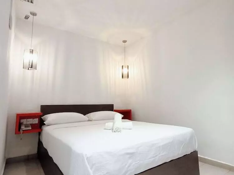 Kozi Hotel Danga Bay