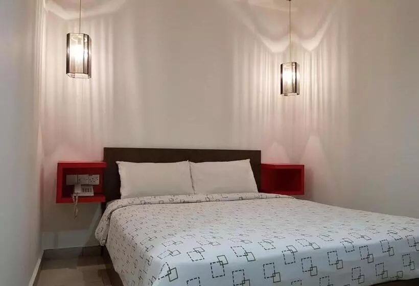 Kozi Hotel Danga Bay