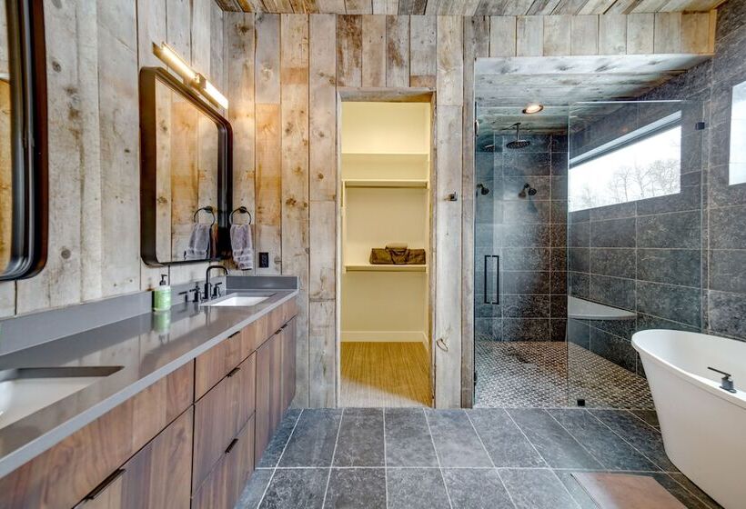 Modern Star Valley Ranch Home Near Hiking & Golf!