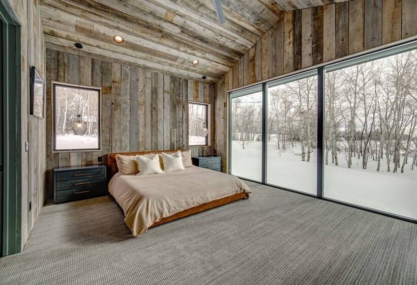 Modern Star Valley Ranch Home Near Hiking & Golf!