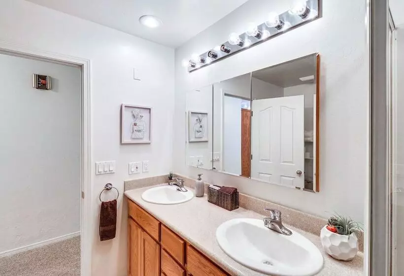 Spacious Show Low Home Near Fool Hollow Lake!