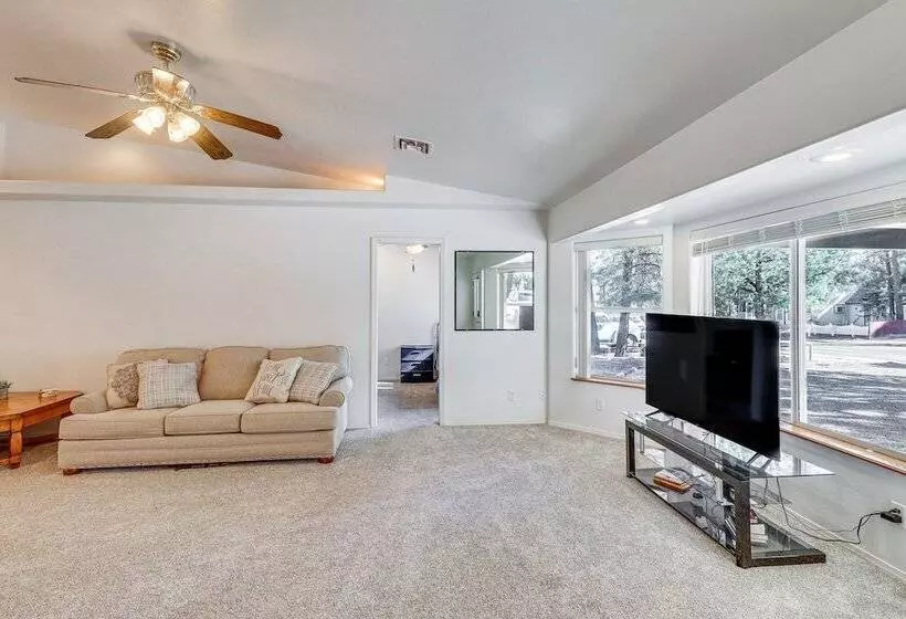 Spacious Show Low Home Near Fool Hollow Lake!