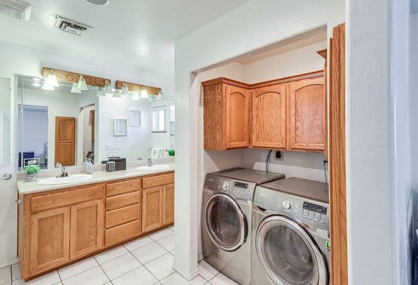 Spacious Show Low Home Near Fool Hollow Lake!