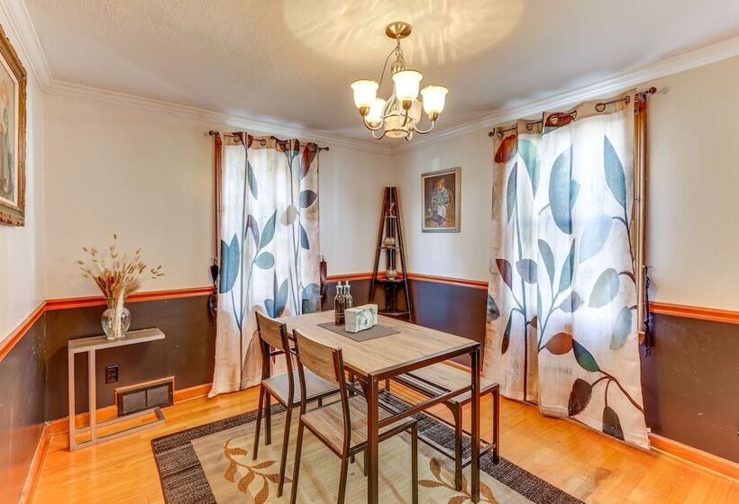 Pet Friendly West Haven Rental: Walk To Beach!