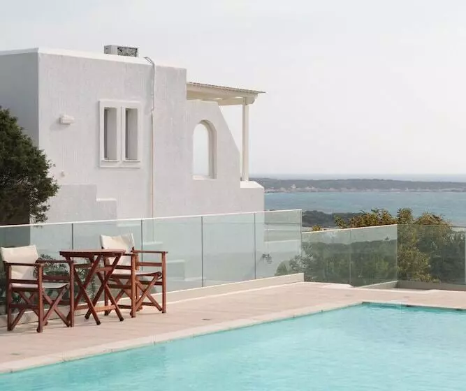 Phoenicia Naxos