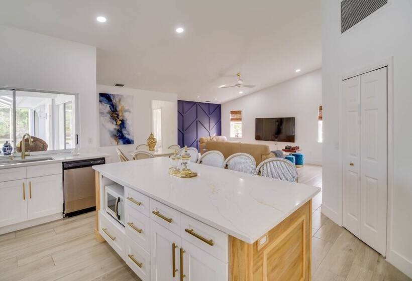 Port St Lucie Canal Front Home W/ Heated Pool!