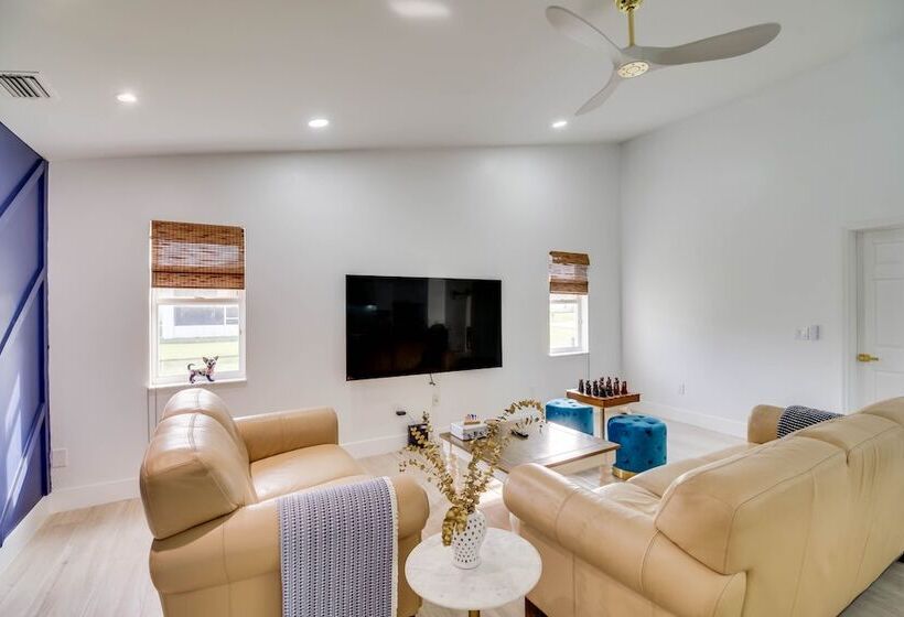 Port St Lucie Canal Front Home W/ Heated Pool!