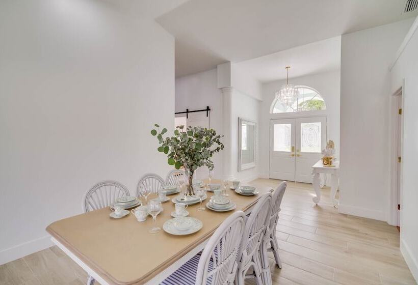 Port St Lucie Canal Front Home W/ Heated Pool!